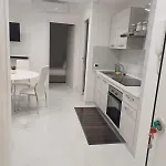 612 Flats Apartment *